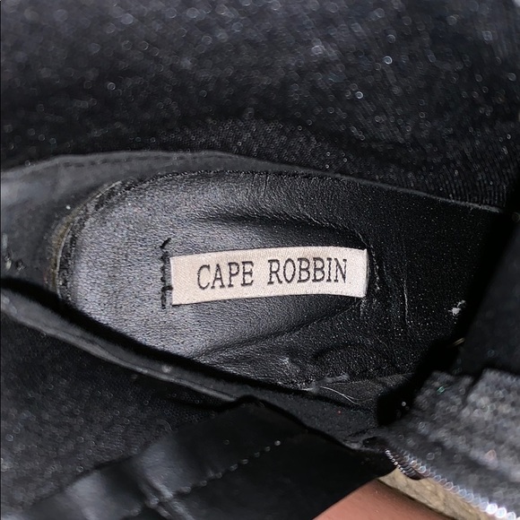 Cape Robbin Black Boots - Picture 5 of 7